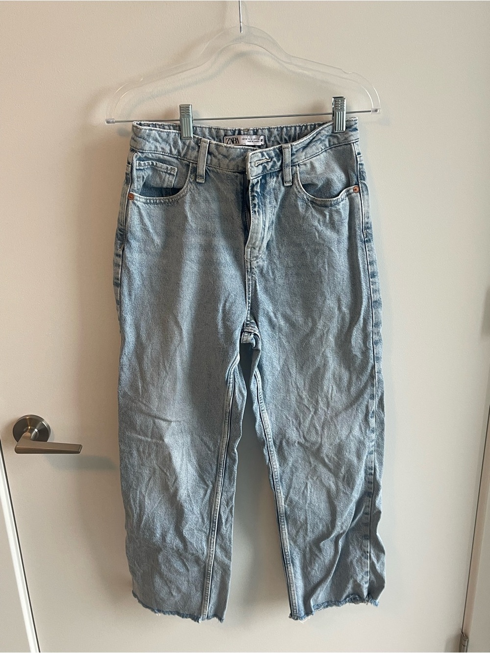 Zara Light Wash Women’s Jeans